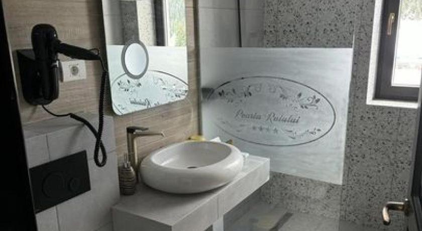 Poarta Raiului Hotel เตาบิสตรา ภายนอก รูปภาพ